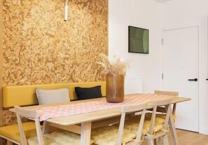 Dining - New! Cosy 2BR Home w/Garden&Balcony in Greenwich (Greater London)