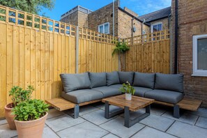 Terrace/patio - Peaceful multilevel 2BR flat w/Garden in Fulham (London)