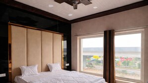 super deluxe room - The Golden Wings Hotel  (Dewas)