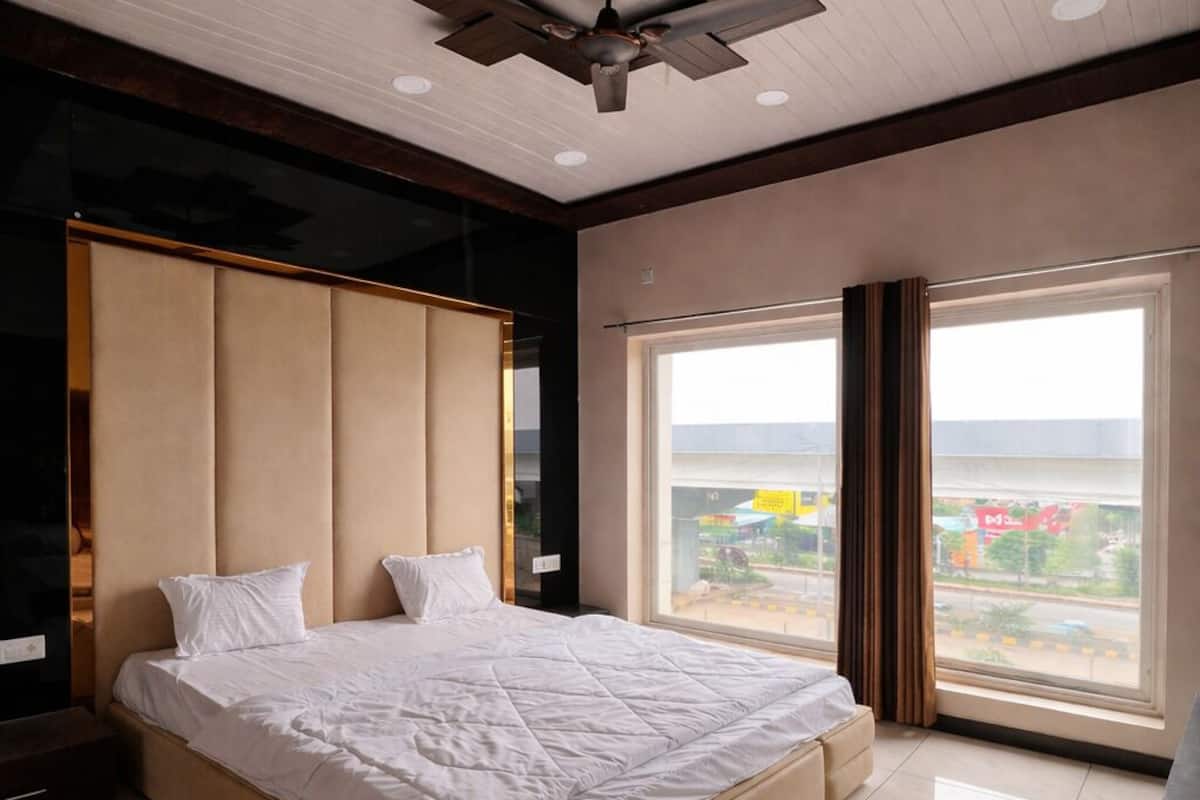 super deluxe room