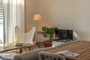 TV - Duplex with sea and salt marsh views - Les Salins (Porto-Vecchio)