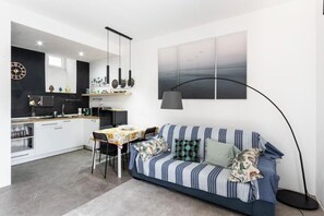 Smart TV, stereo - Piano Alto House Relax (Noto)