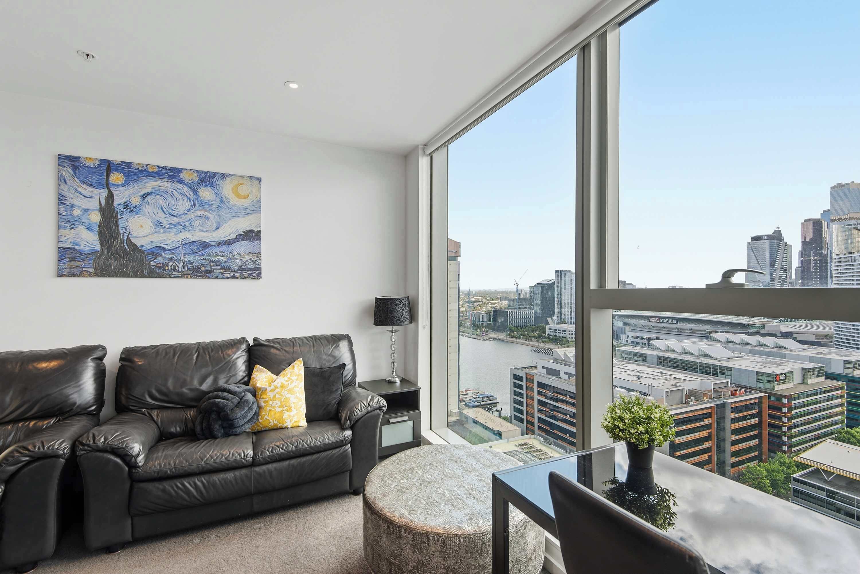 Télévision, espaces bureaux