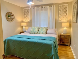 4 bedrooms, desk, iron/ironing board, travel cot