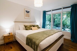3 bedrooms, iron/ironing board, WiFi, bed sheets - Villa Kirino | Classic Mountain Retreat (Kalorama)