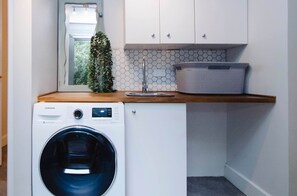 Interior - Villa Kirino | Classic Mountain Retreat (Kalorama)