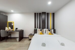 Superior Double Room | Blackout drapes, free WiFi - Riski Residence Bangbuathong (Bang Bua Thong)