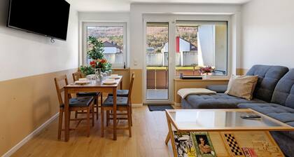 Deluxe Apartment in a Quiet Location with Balcony and Wi-Fi
