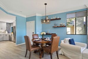 Dining - Golf Course Condo with Mountain Views & Private Patio | Fairway Vista (Palm Desert)