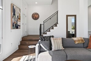 Smart TV - Central Austin Rooftop Home w/ Balcony Near UT & Downtown | Concordia Retreat (Austin)