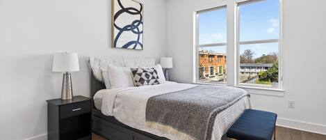 3 soverom, strykejern/-brett, wi-fi (inkludert) og sengetøy