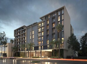 Exterior - Executive Suite w/ Balcony in Edgewater + Pool (Miami)