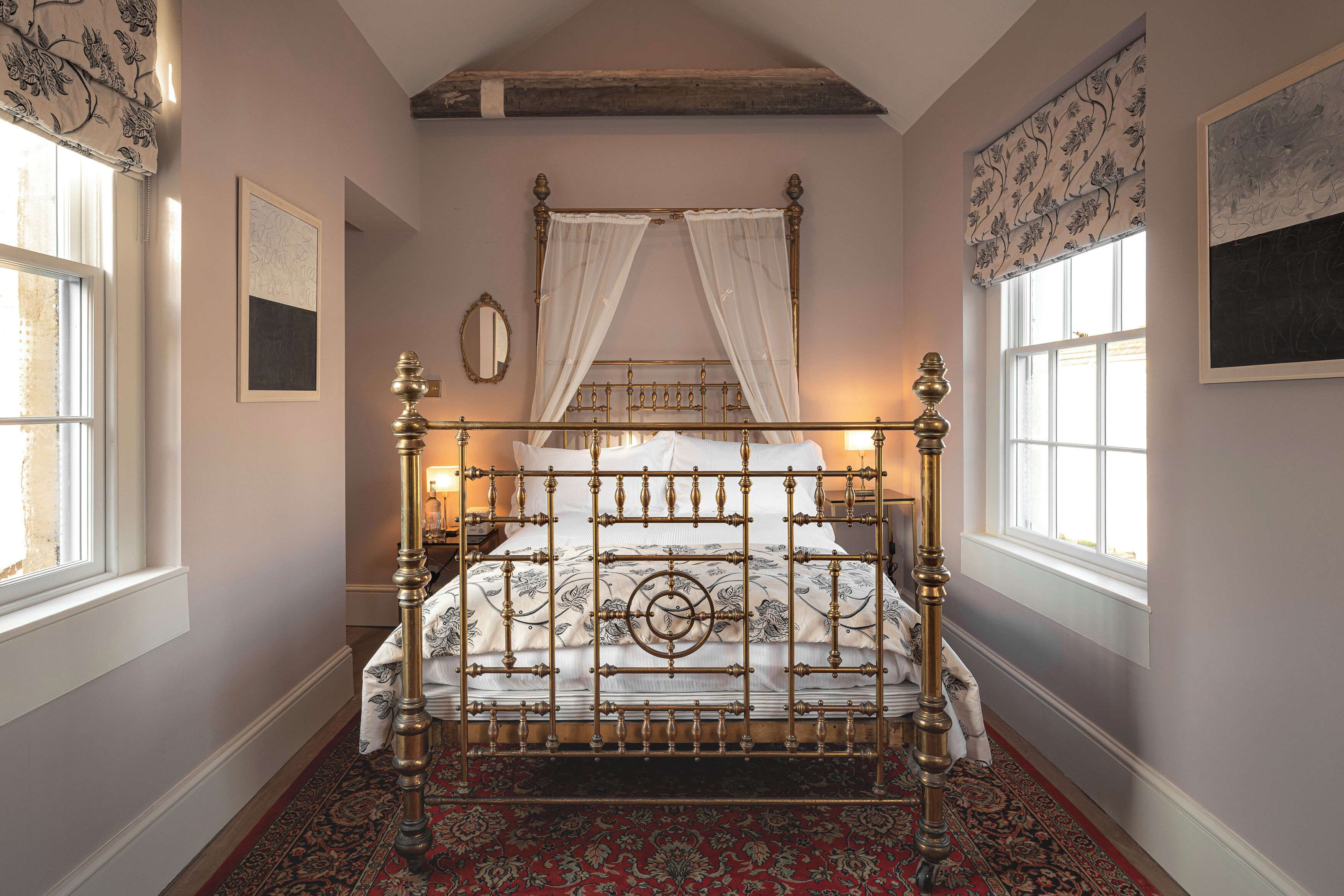 Luxury Double Room | Iron/ironing board, free WiFi