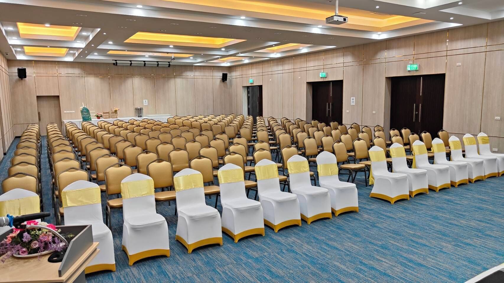 Meeting facility