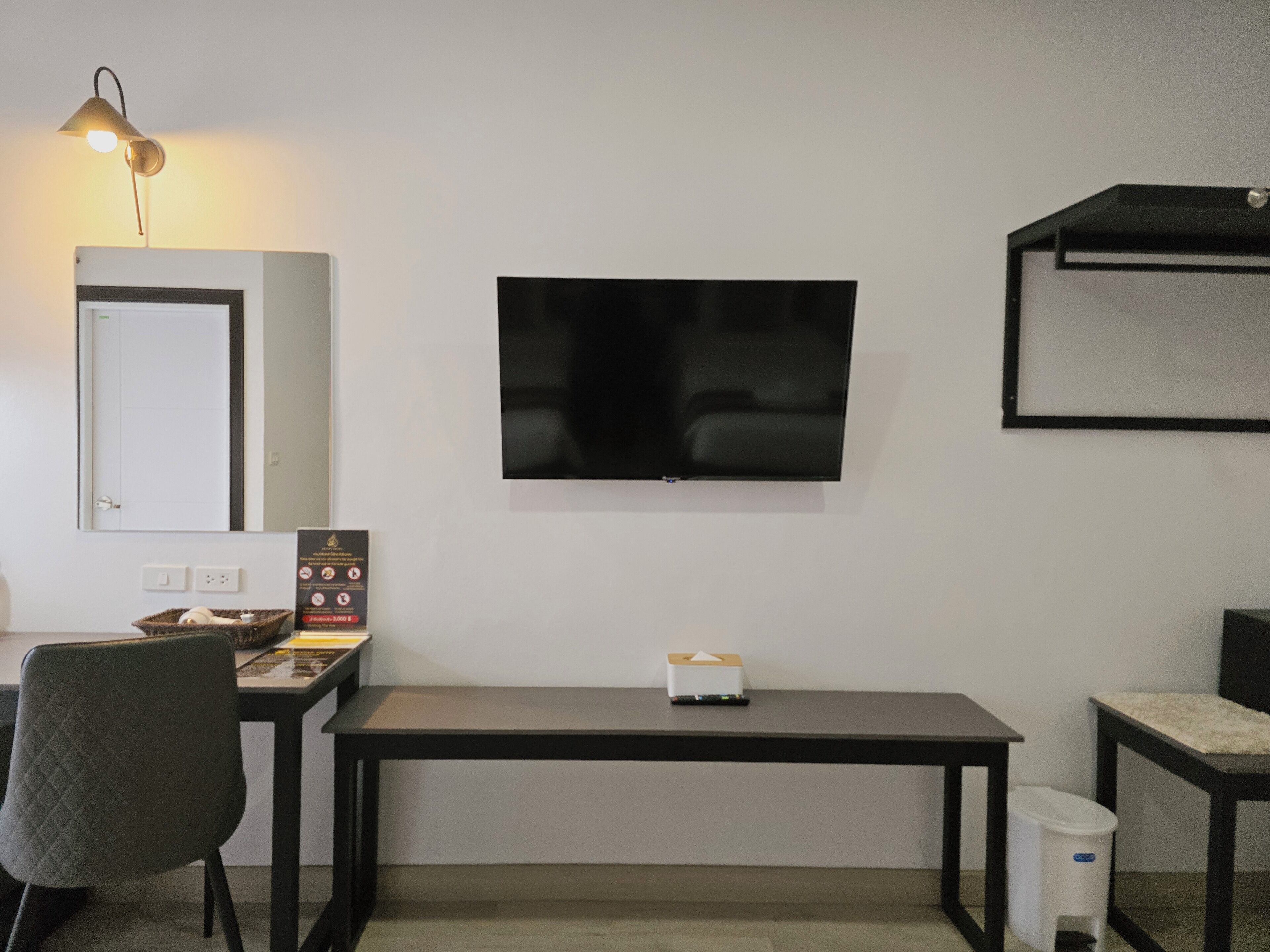 Deluxe Double Room, Balcony | In-room safe, desk, blackout curtains, soundproofing