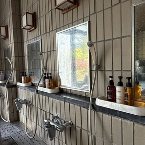 Sauna, urheiluhierontaa, hierontapalveluita