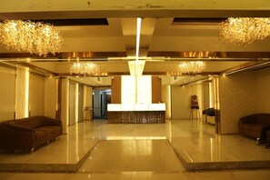 Lobby - De Luxor (Bengaluru)