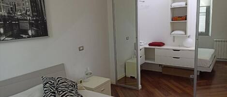 1 Schlafzimmer, Bügeleisen/Bügelbrett, WLAN, Bettwäsche