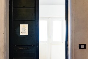 Interior - Trasté House (Roma)