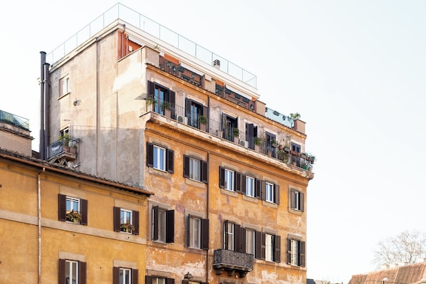 Exterior - Trasté House (Roma)