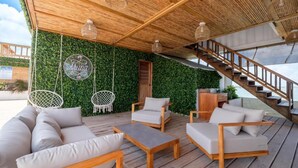 Interior - Ensuring a Very Comfortable & Memorable Stay! Waterfront Property, Outdoor Pool! (San Pedro)