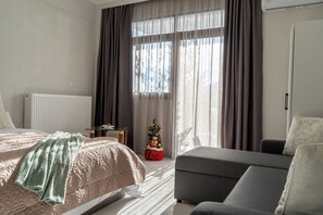 Soundproofing, free WiFi - Del Sol 6 Meteora Luxurious Suites (Kalabaka)