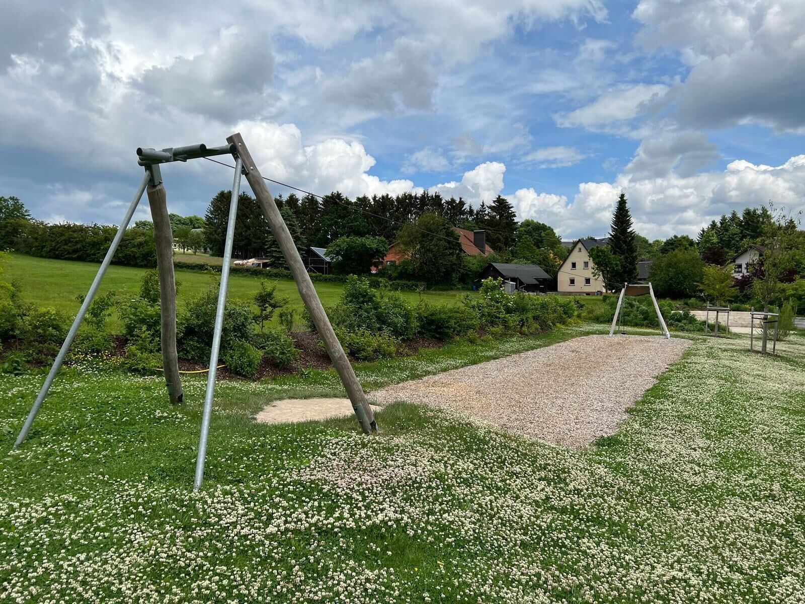 子供用の遊び場 - 屋外