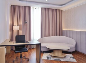 In-room safe, desk, laptop workspace, iron/ironing board