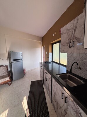 Stovetop - Casa de Aaron with beachfront access, located on the Colva beach Road (Colva)