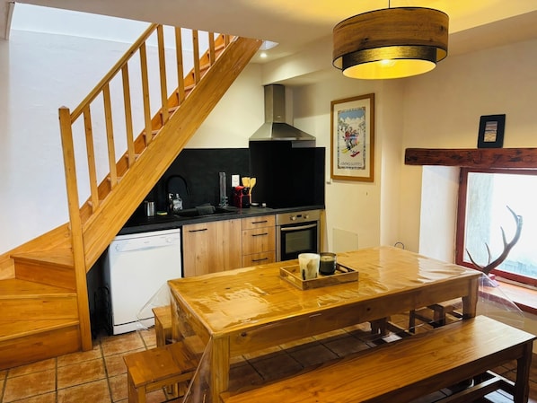 Private kitchen - Lodging in the heart of Formigu ères - Ski shuttle on foot (Formiguères)