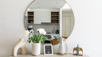 Deluxe Apartment, Balcony, Desert view | Private kitchen