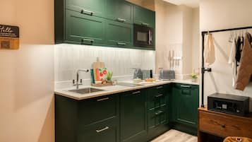 Economy Studio | Dapur peribadi