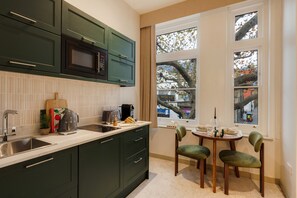 Premium Studio | Private kitchen
