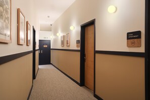 Interior - Tower Bridge Road Your Apartment (London)