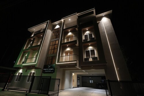 2-bedroom apartment in adorable Mangaluru with AC comfort