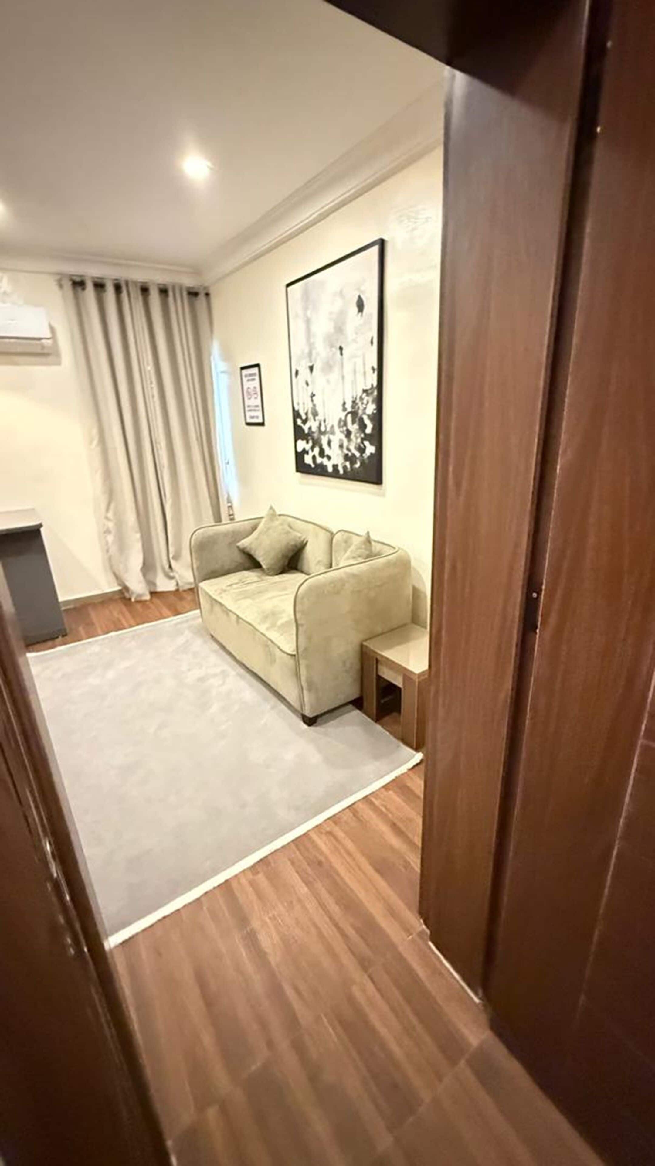 Deluxe Studio Suite | Living area