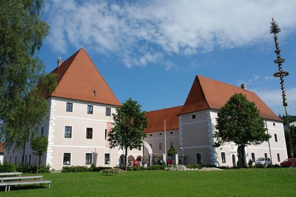 Exterior - Schloss Hotel Zeillern (Zeillern)