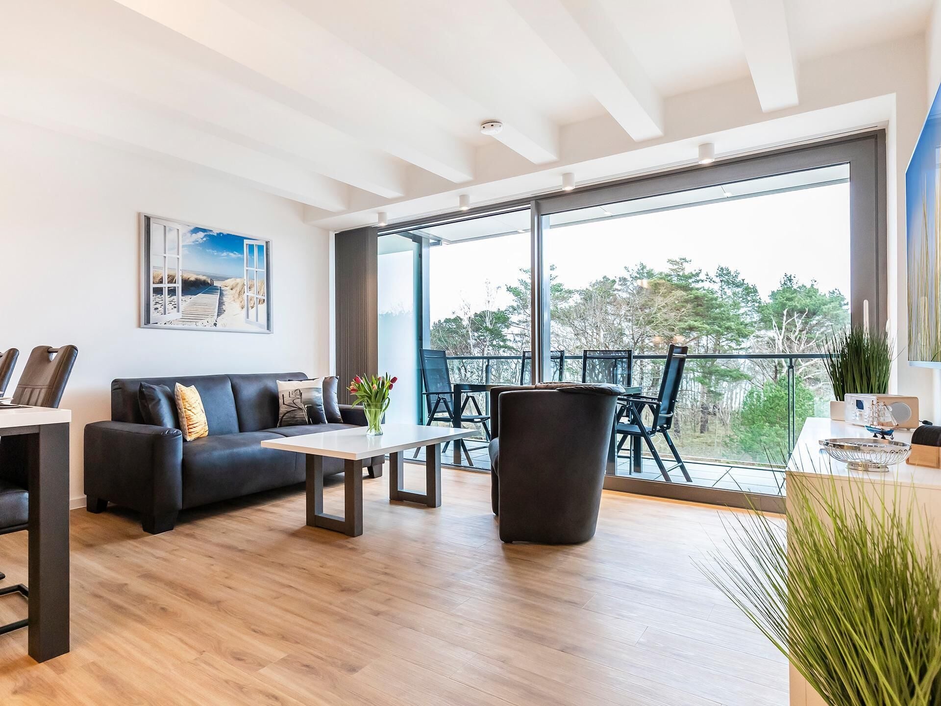 Offener Wohn- und Kochbereich