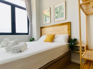 Fer et planche à repasser, Wi-Fi gratuit, draps fournis