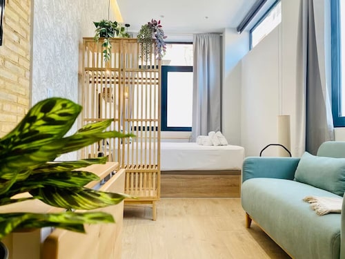 Beach Apartment II | 1BR | 3 Guests | AC & WIFI