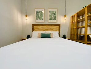 Silitysrauta/-lauta, ilmainen Wi-Fi, vuodevaatteet