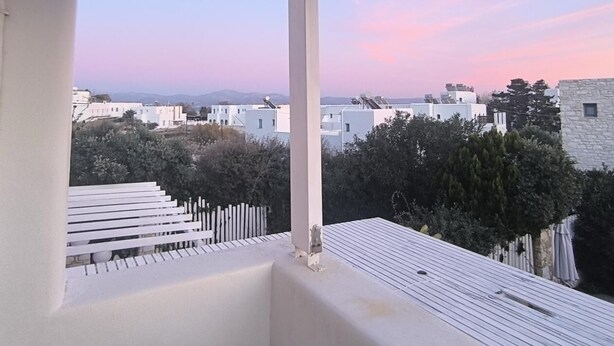 Unclassified image, 1 of 16, button - THEROS CASA LOGARAS (Paros)