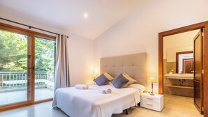 4 Schlafzimmer, Bügeleisen/Bügelbrett, WLAN, Bettwäsche