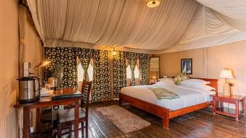 Deluxe Tent, Patio, Garden View