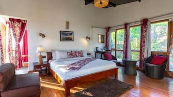 Departamento, patio, vista al jardín