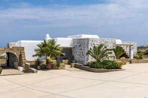 Exterior - Aurora Mykonos Villas 2 (Mykonos)