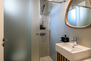 Villa | Bathroom - Aurora Mykonos Villas 2 (Mykonos)