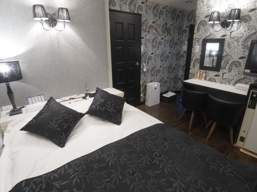 Economy Double Room Single Use | Free WiFi