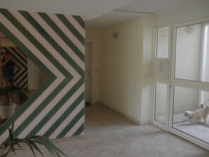 Interior - Perfect 2-bedroom apartment with AC in pleasant Fréjus (FRÈJUS)