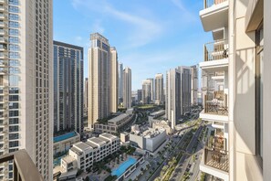 Luxury Apartment, Balcony, Harbour View | Property grounds - Serene 1BR Escape with Burj Khalifa View (Dubai)